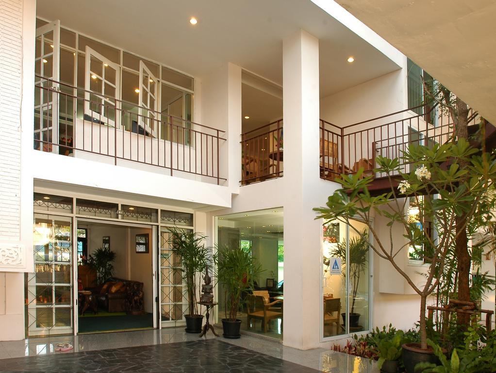 Bansabai Hostelling International Бангкок Экстерьер фото