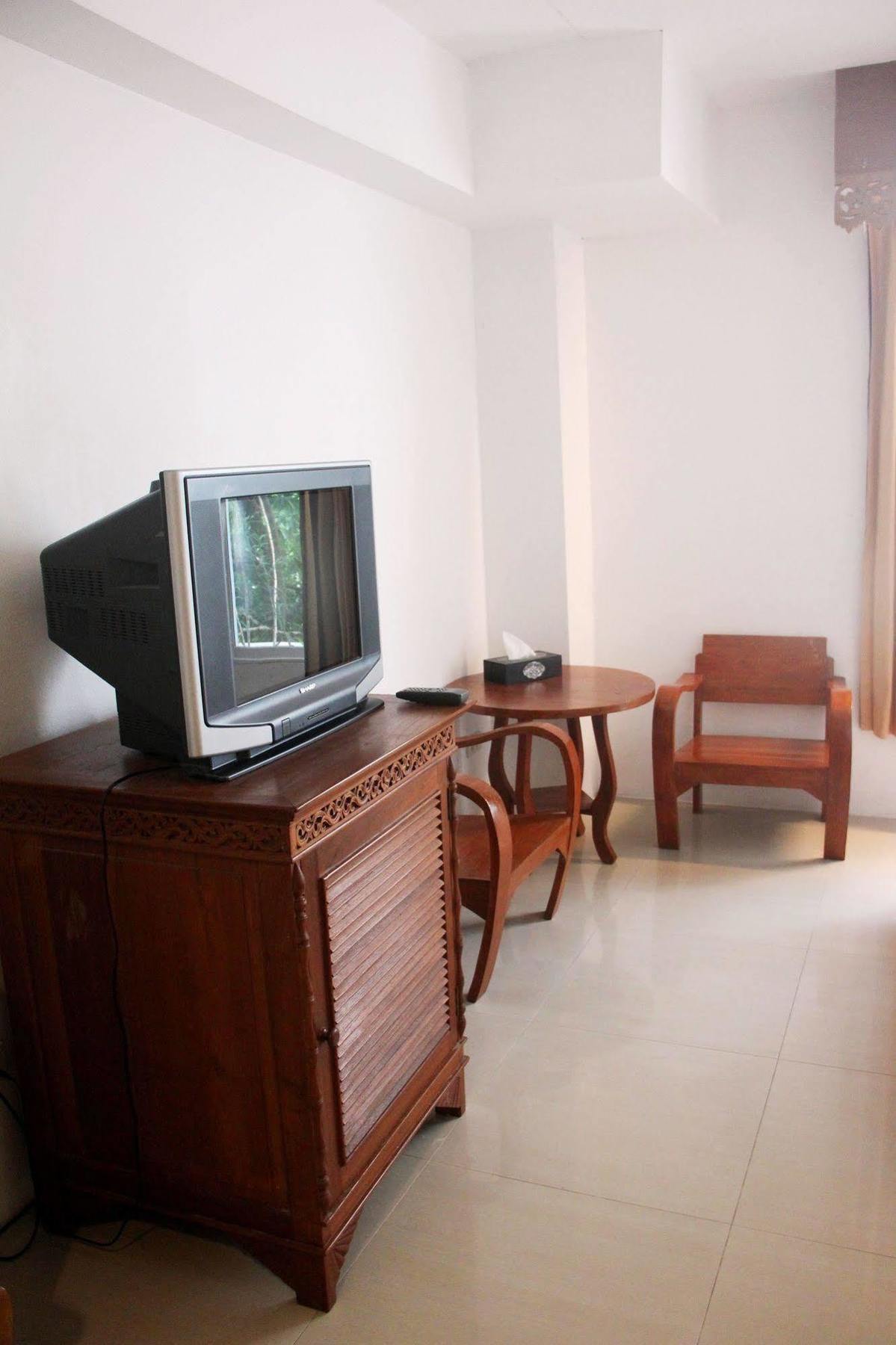 Bansabai Hostelling International Бангкок Экстерьер фото